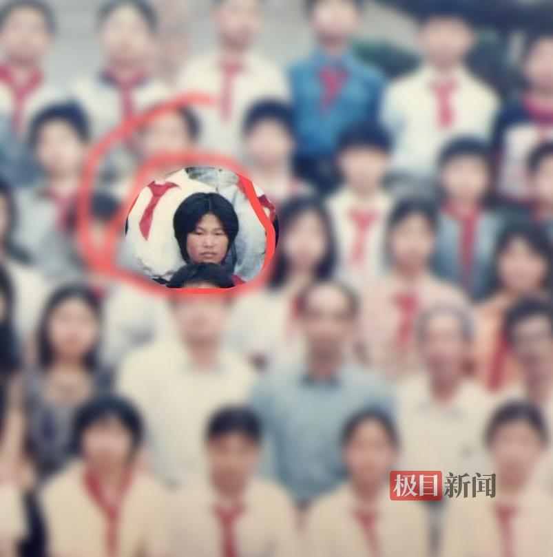 年少时的王丽萍 受访人提供.png