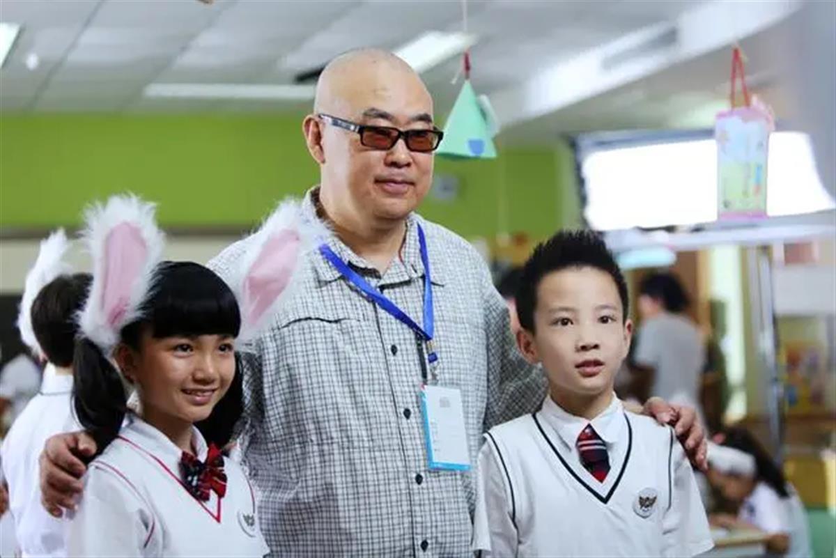 郑渊洁回应"停止21年商标维权":侵权者有恃无恐,我彻底认输,以后作品