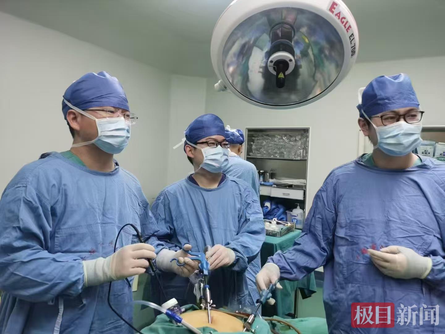 肝病手术.jpg 肝病手术.jpg