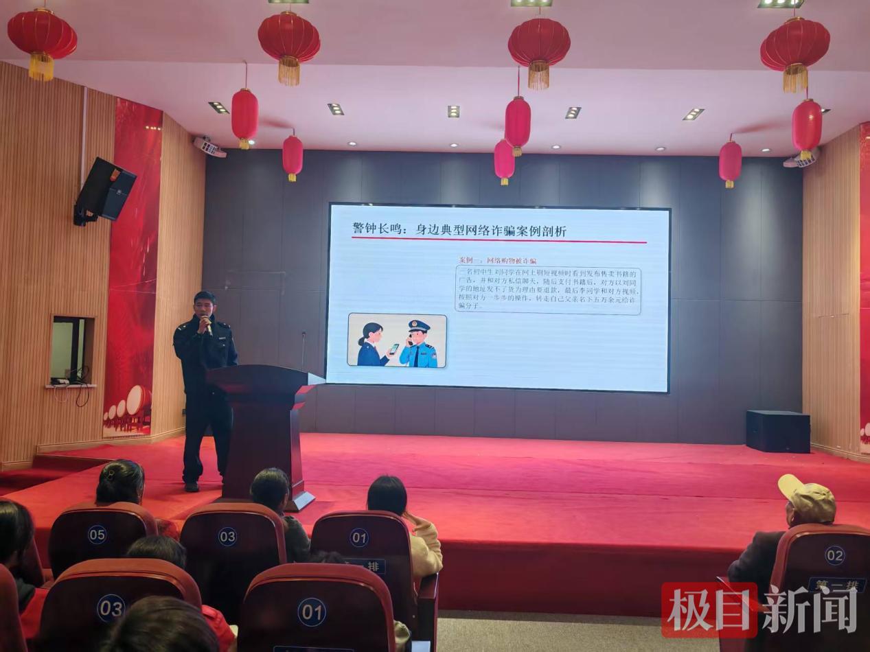 BAD868C8096A6A3041F096406AF424C3.jpg BAD868C8096A6A3041F096406AF424C3.jpg