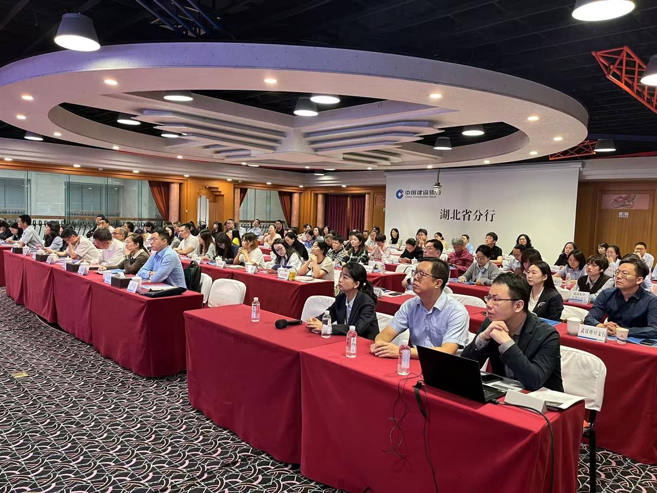 活动现场.jpg 活动现场.jpg