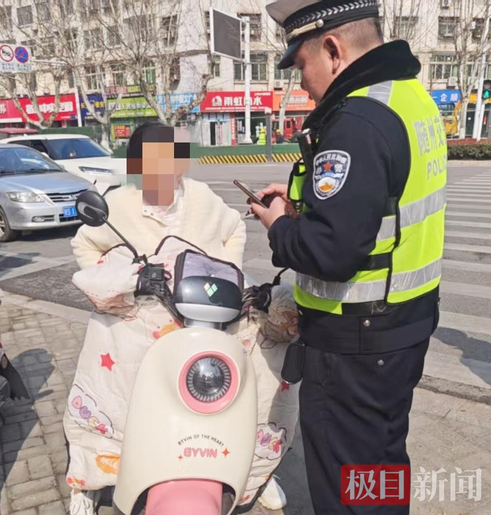 未带头盔.jpg