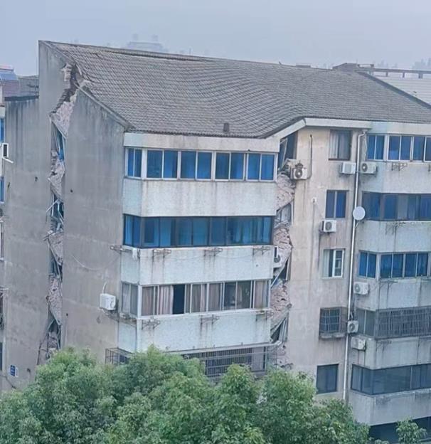 wechat_2025-11-02_165508_770.png wechat_2025-11-02_165508_770.png