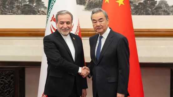 美伊开战以来，阿拉格齐首次访华；他两年四访中国，多次感谢中国，表示中国是个受人尊敬、值得信任的国家