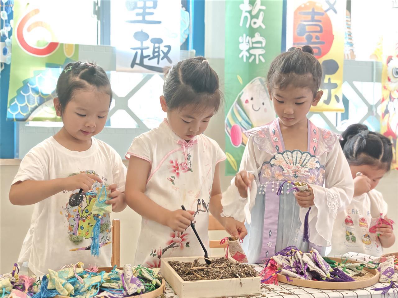 4087fe25728526df15b5938a64de160.jpg 4087fe25728526df15b5938a64de160.jpg