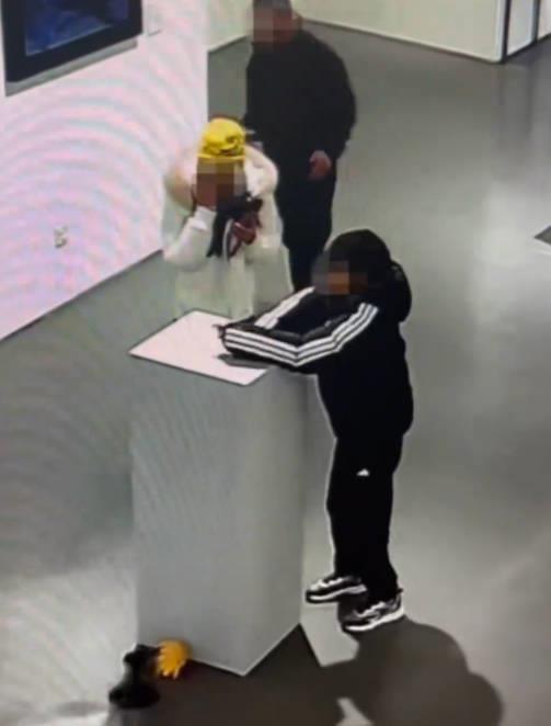 视频截图.jpg 视频截图.jpg