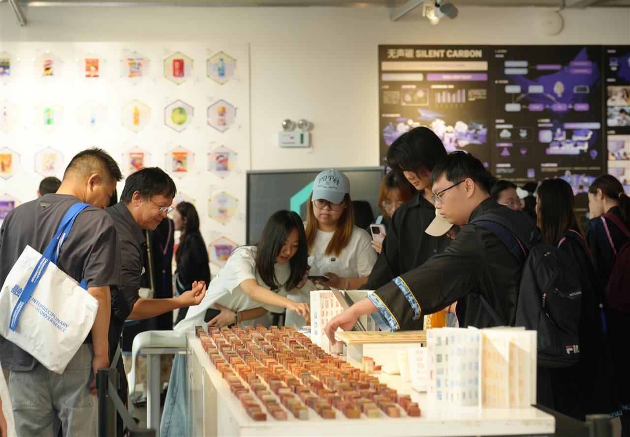 展览现场 张莱摄 (2).JPG