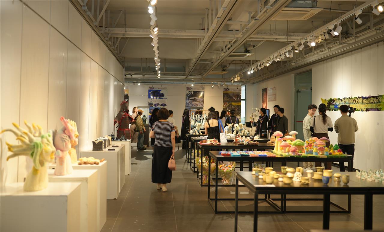 展览现场 张莱摄 (7).JPG