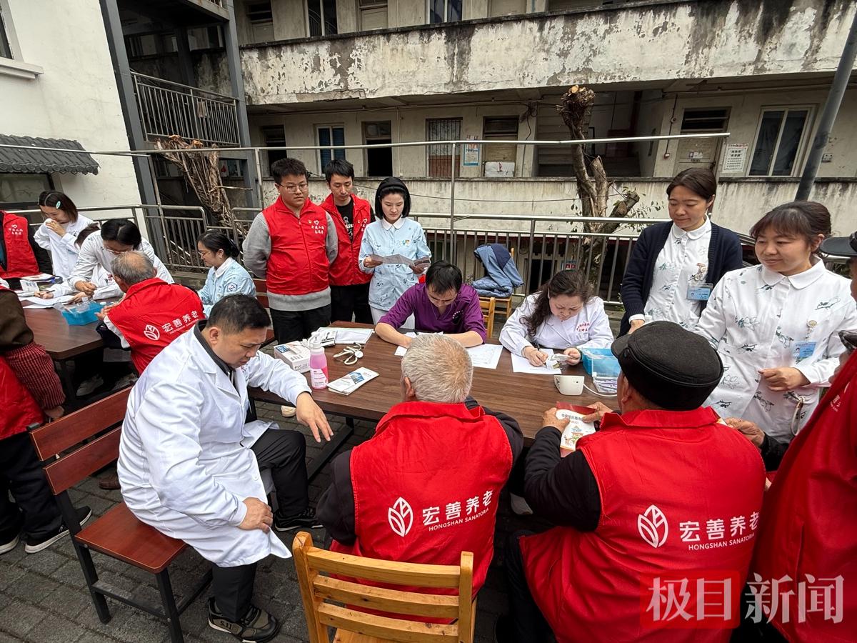 敬老院图片9+李清奉 摄.jpg