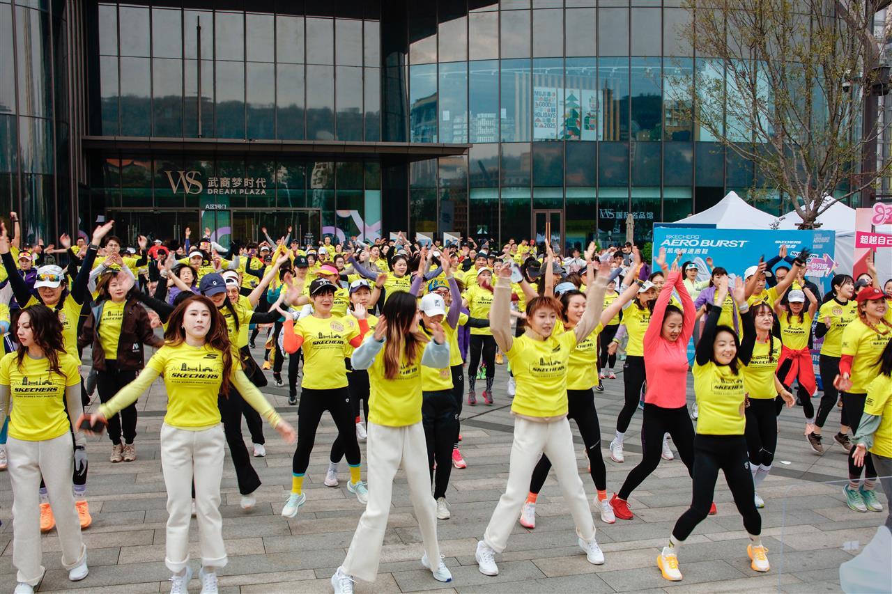 E3A0981.jpg E3A0981.jpg