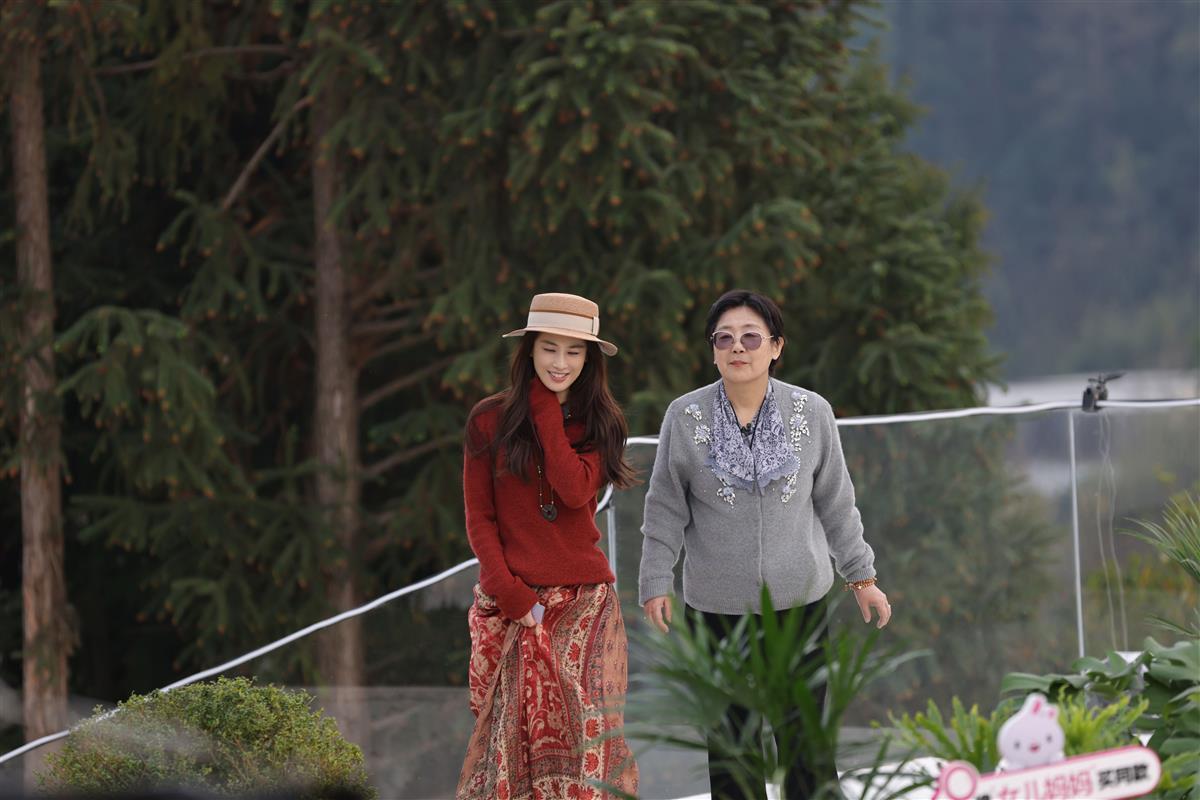 黄圣依、陈梦、程潇、李嘉格带妈妈旅行，《是女儿是妈妈2》本周启幕