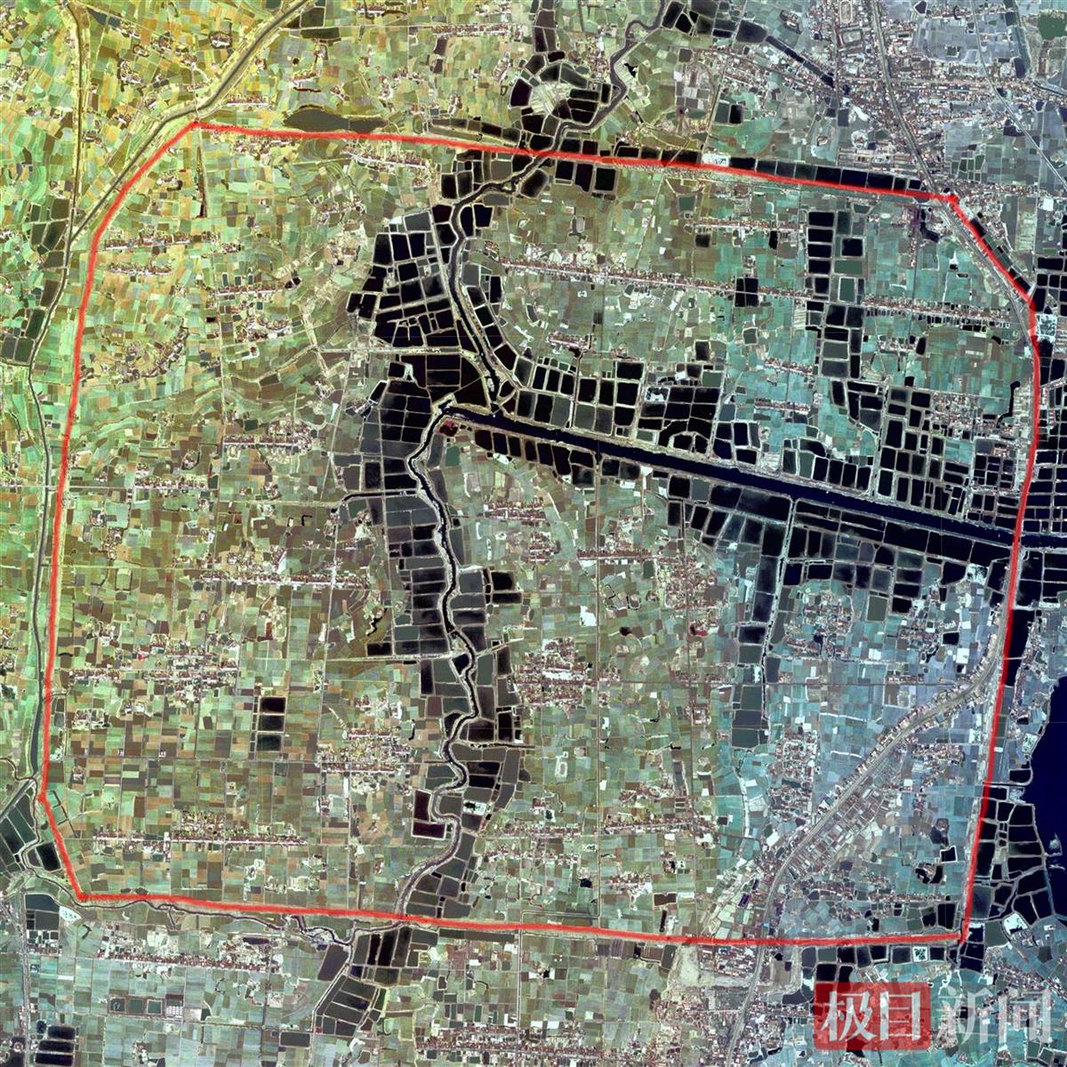 楚纪南故城全景图，图中红色线描合围区域为楚纪南故城。（闻磊 供图）.jpg