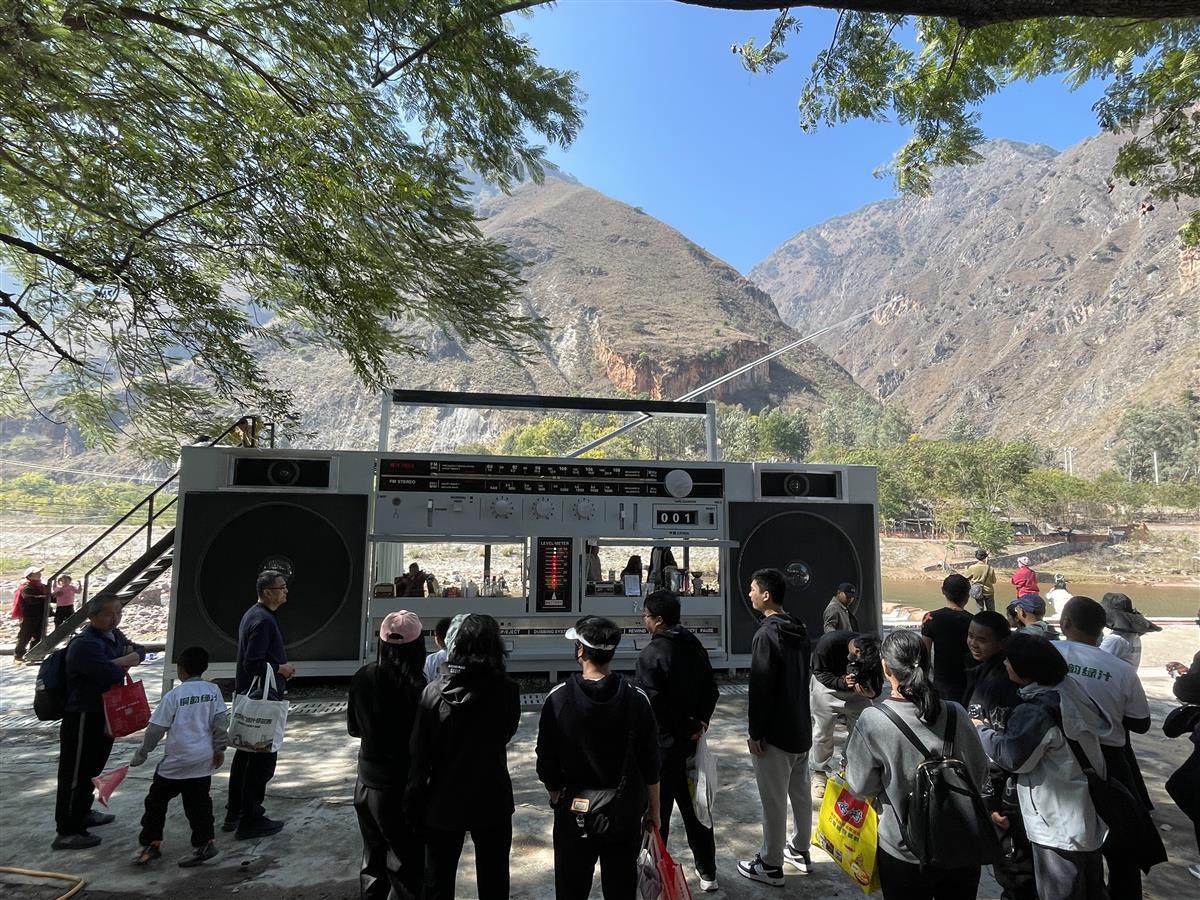 旅客“录音机”咖啡店 受访者供图.jpg