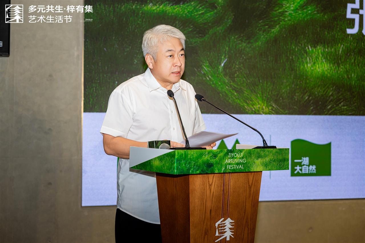 张晓军.jpg 张晓军.jpg