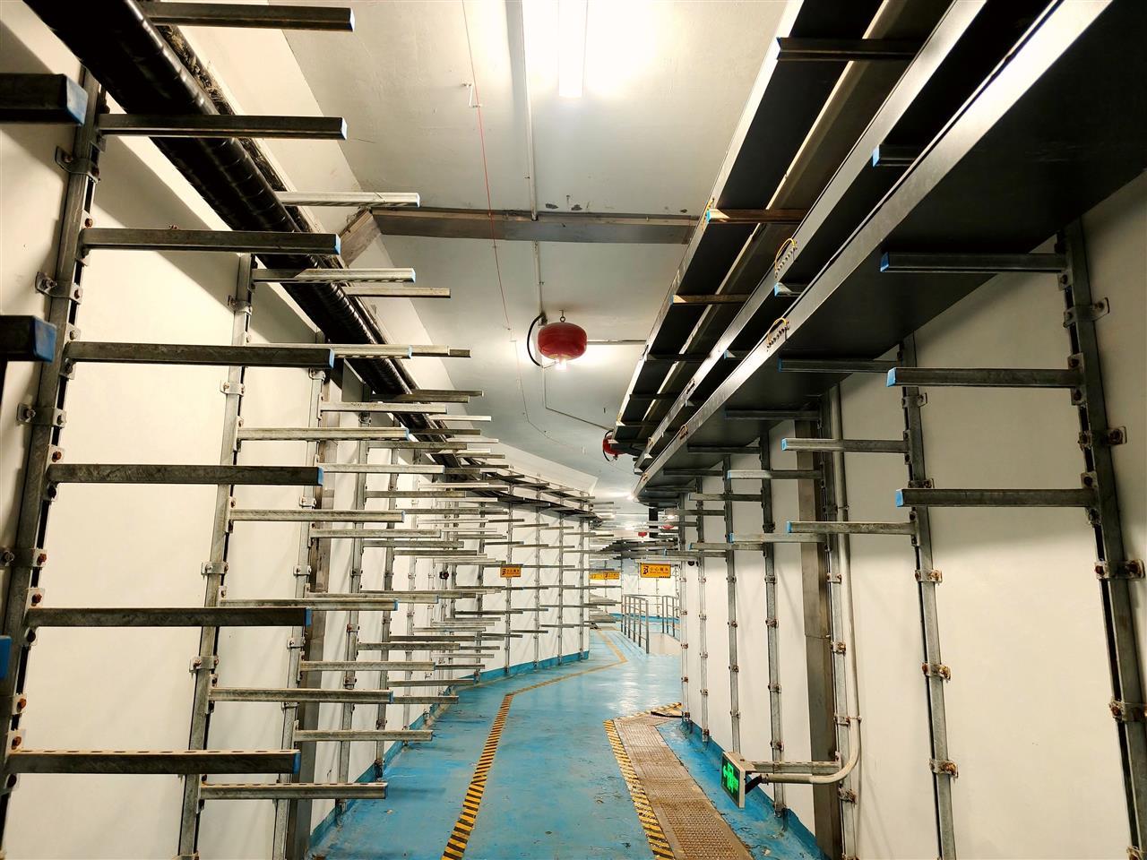 管廊内部.jpg 管廊内部.jpg