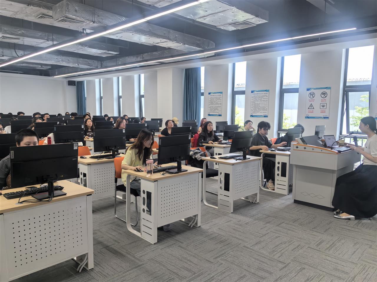 a25e62a1f25d3925eaad92a0a8272ec.jpg a25e62a1f25d3925eaad92a0a8272ec.jpg