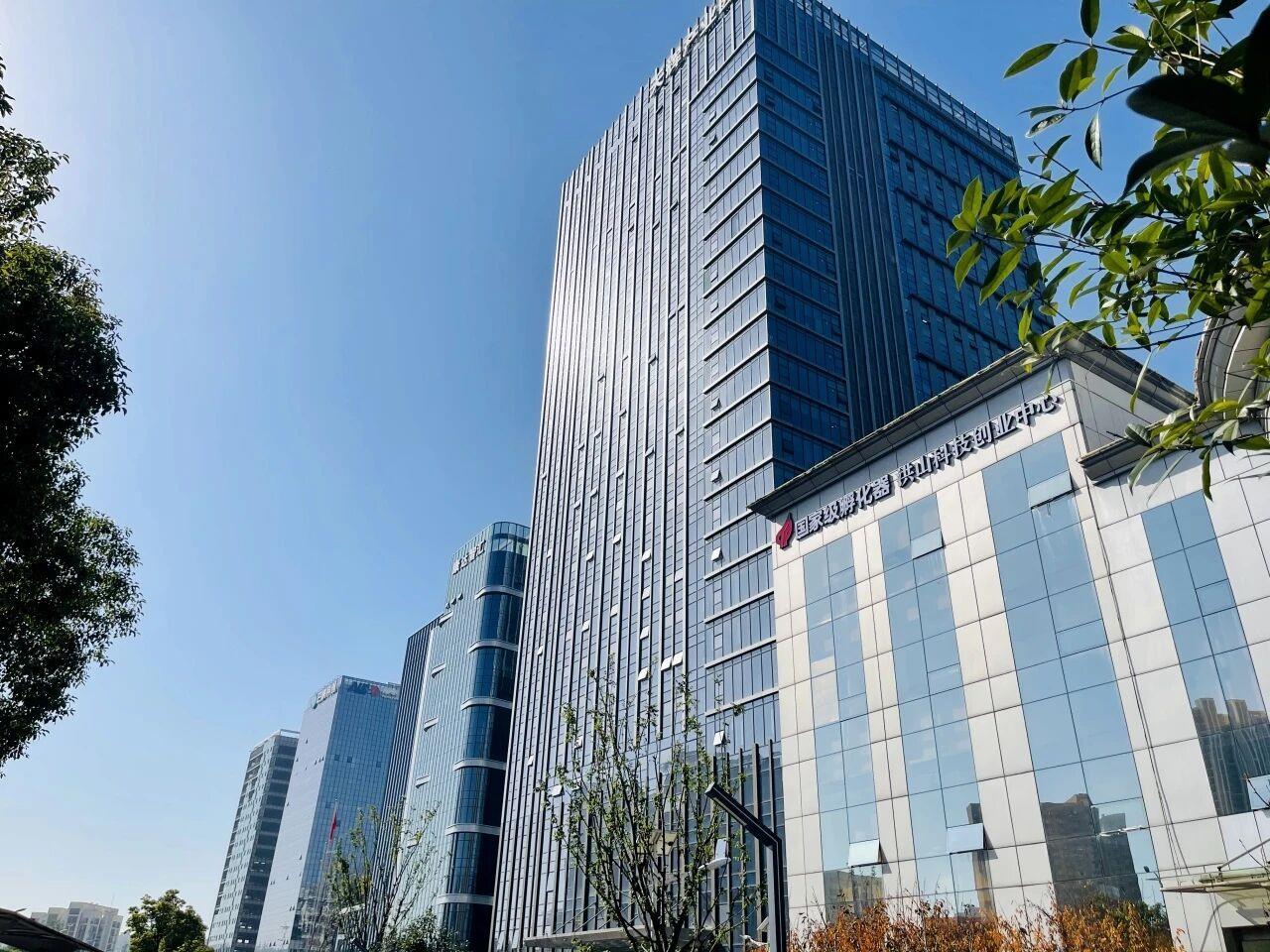 微信图片_2025-12-16_145654_136.jpg 微信图片_2025-12-16_145654_136.jpg