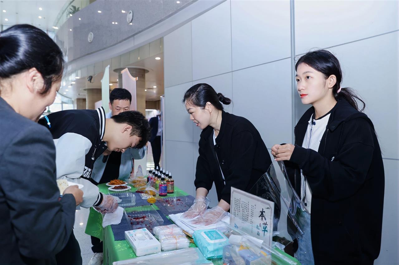 IMG_1190.jpg IMG_1190.jpg