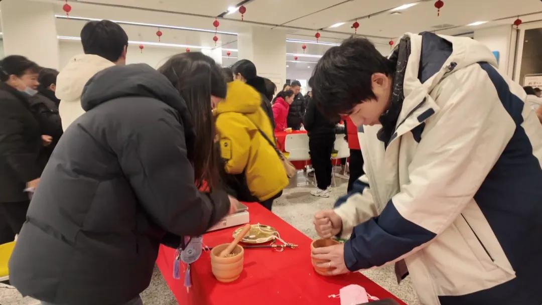 图片2.png 图片2.png