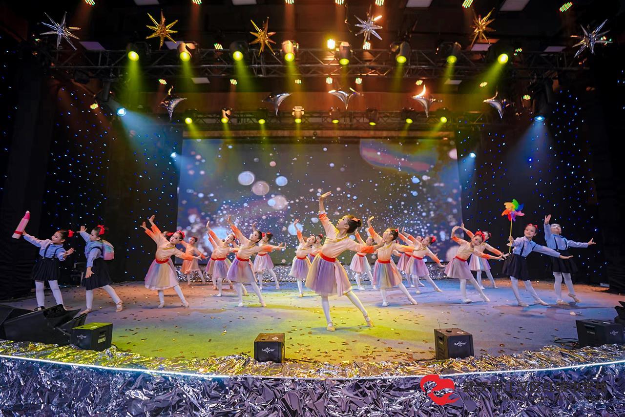 VAN01706.jpg VAN01706.jpg