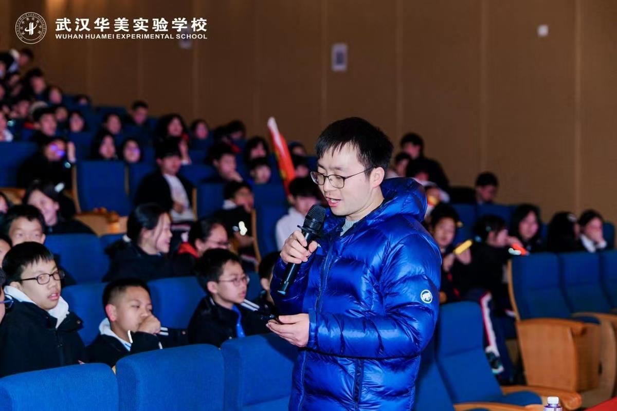 52cc0156172ad2dc3fe4c64886eb419.jpg