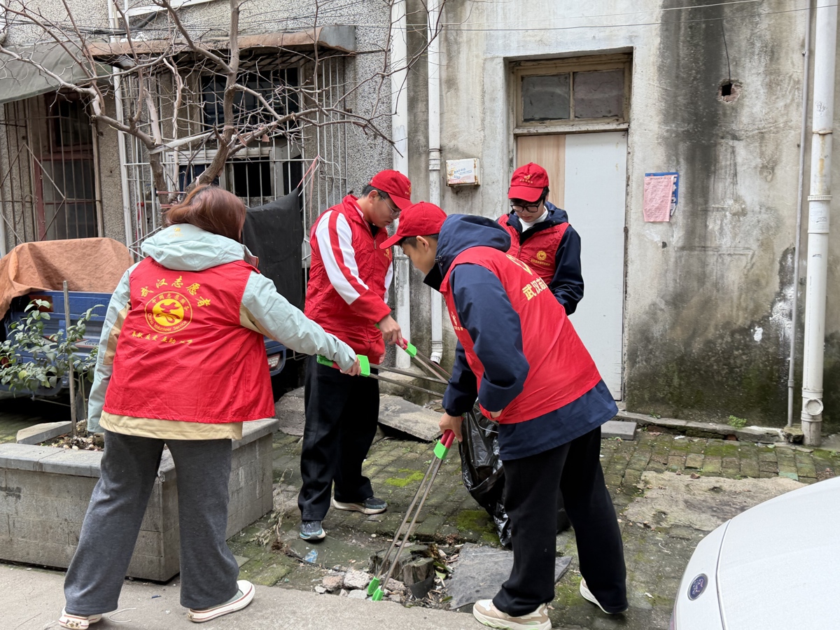 2026年3月5日，弘扬雷锋精神，点亮志愿微光 (10).jpg