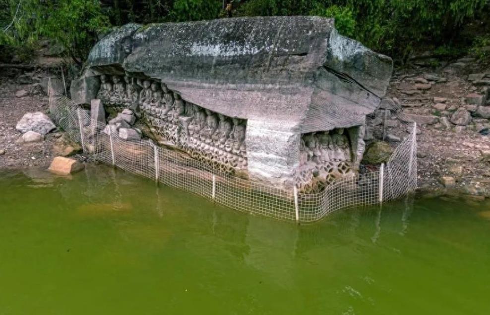 12869d979b3b27ff0afc1aa1a55f07db.png 12869d979b3b27ff0afc1aa1a55f07db.png