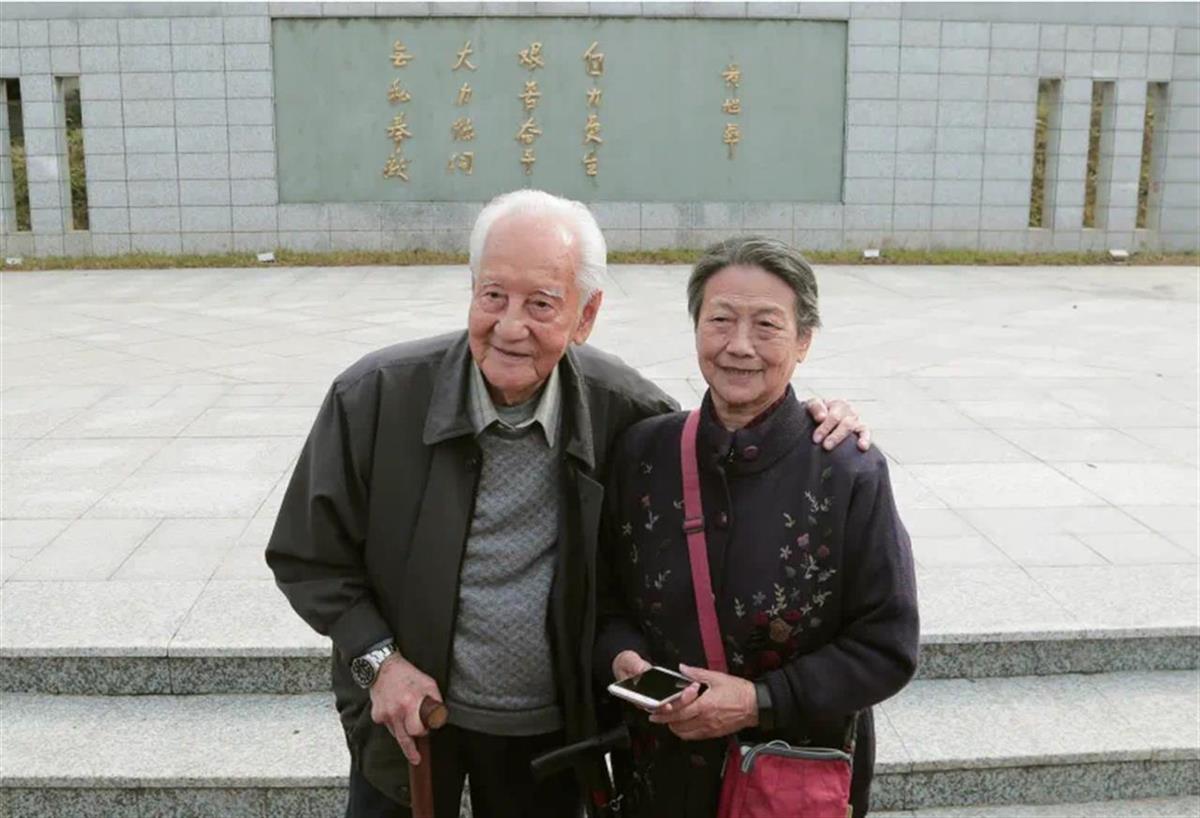 广东老家亲人追忆黄旭华院士：他献身祖国也深爱家乡，从没忘记过我们 | 极目新闻