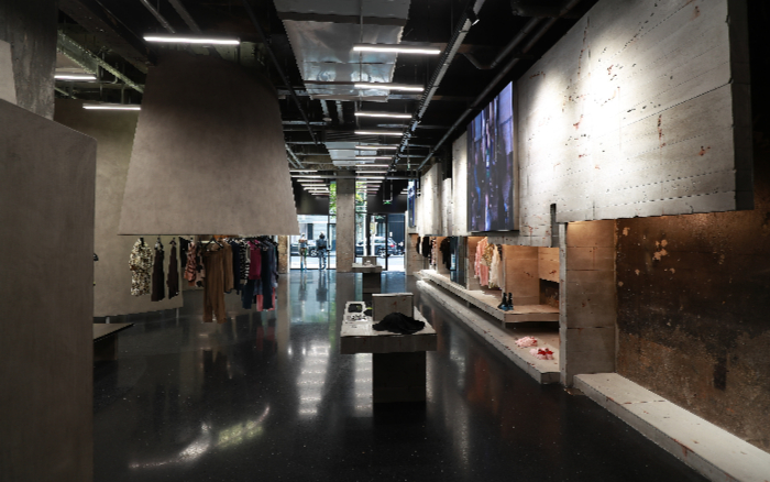 moncler70周年庆典揭幕,伦敦买手店machine-a登陆上海 | 是日美好事物