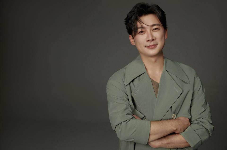 坏人演一个火一个演员曹征用表演棱镜照出反派每一面