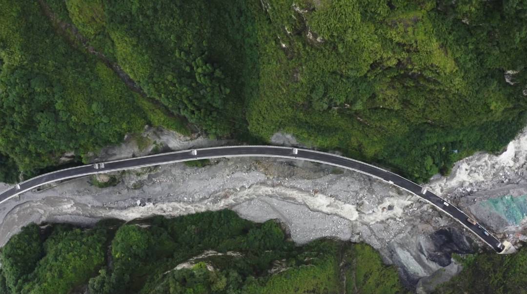 德阿高速公路绵竹段图片