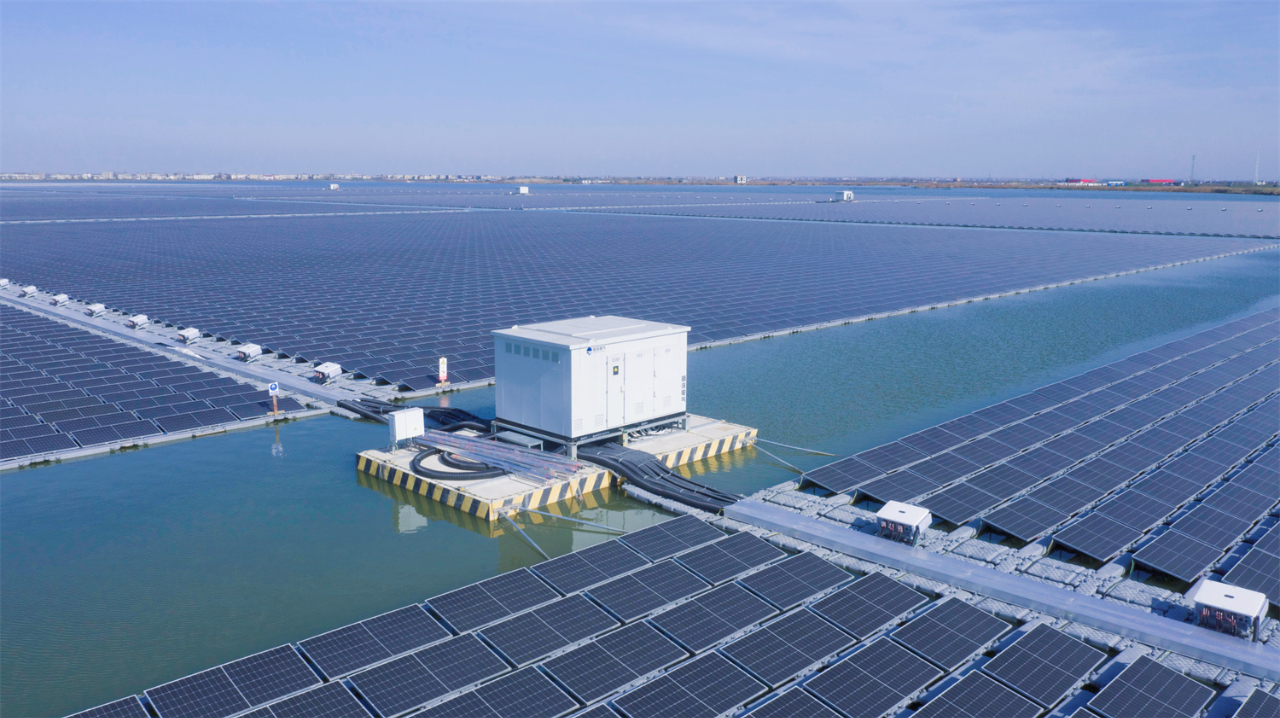 全球最大采煤沉陷区水面漂浮式光伏电站一期工程全容量并网 | 极目