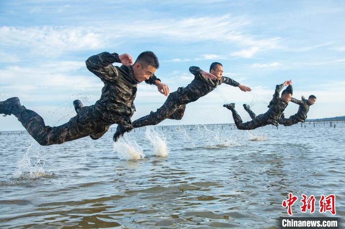 海军武警图片