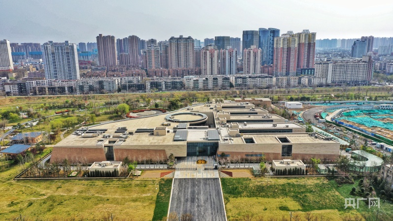 来郑州商代都城遗址博物院 开启"读城"之旅 | 极目新闻