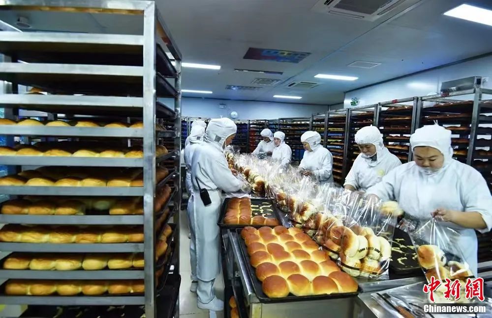 吃过这么多面包,才知道都来自这个县城