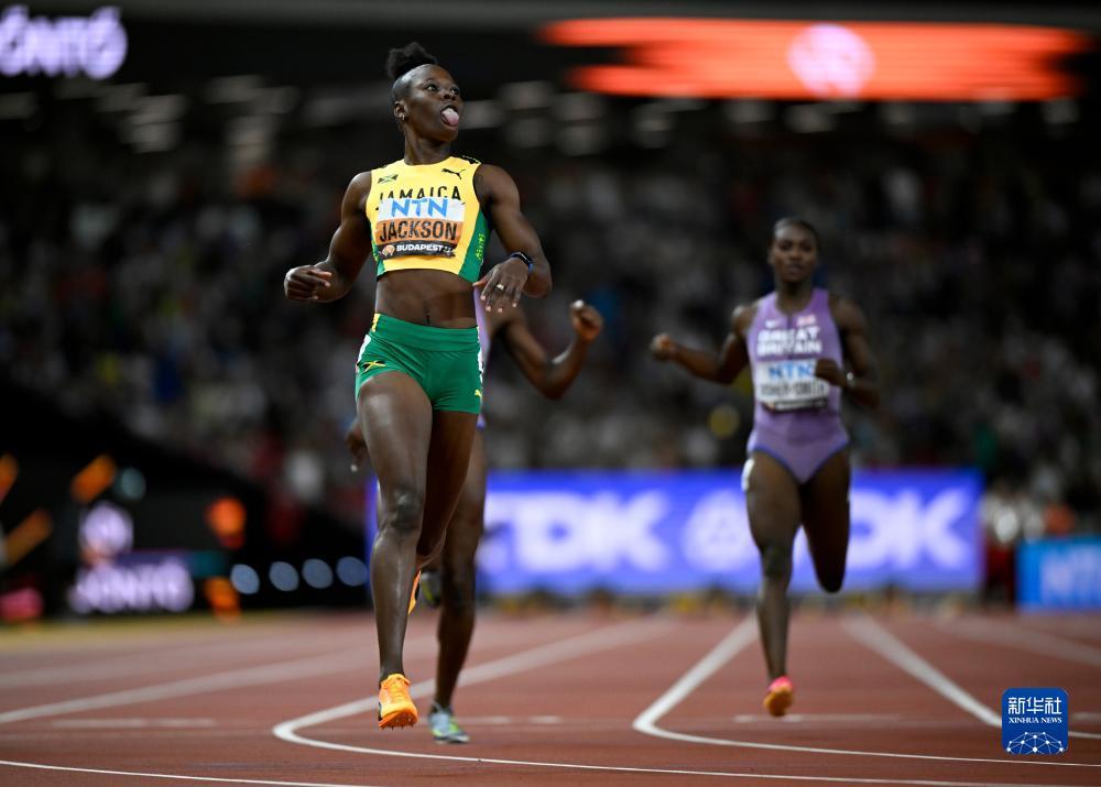 田径世锦赛女子200米牙买加选手创赛会纪录夺冠