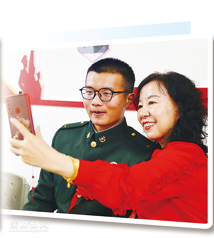 天山脚下有群兵妈妈