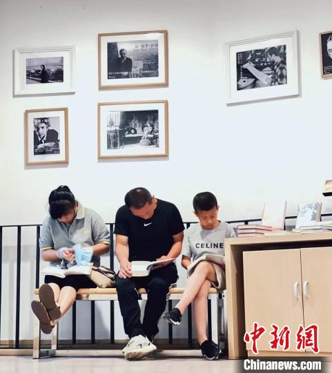 (寻味中华 | 文博)哈尔滨众创书局:"读书,不孤单"