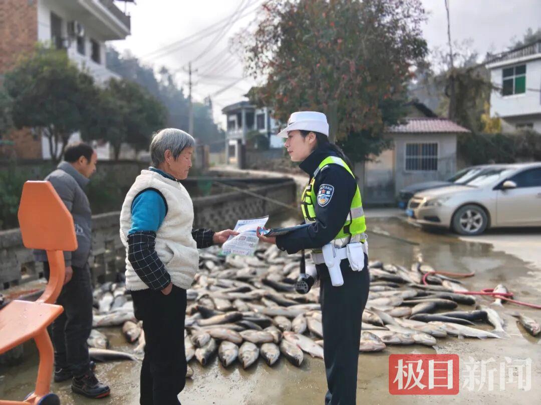 51ECDFF02A5CAF561113D370DC34A360.jpg 51ECDFF02A5CAF561113D370DC34A360.jpg