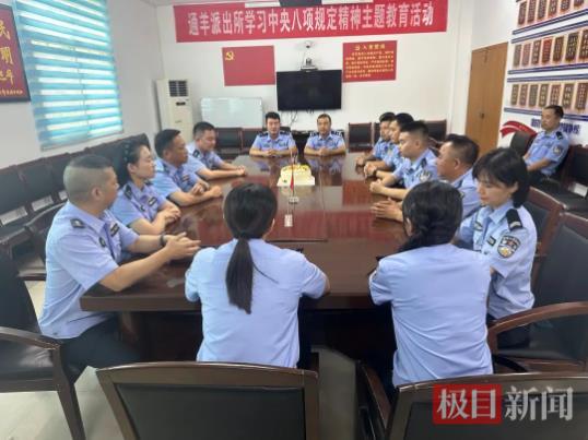 39FE51B7C21C72DDBDA6FBB30658F758.png 39FE51B7C21C72DDBDA6FBB30658F758.png