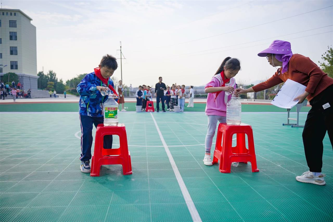 微信图片_20251013155449_469_15.jpg 微信图片_20251013155449_469_15.jpg