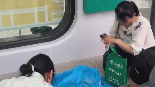 极目锐评|重病妇女被要求“本人到场”取款中不幸去世，“绿色通道”为何沦为了摆设？