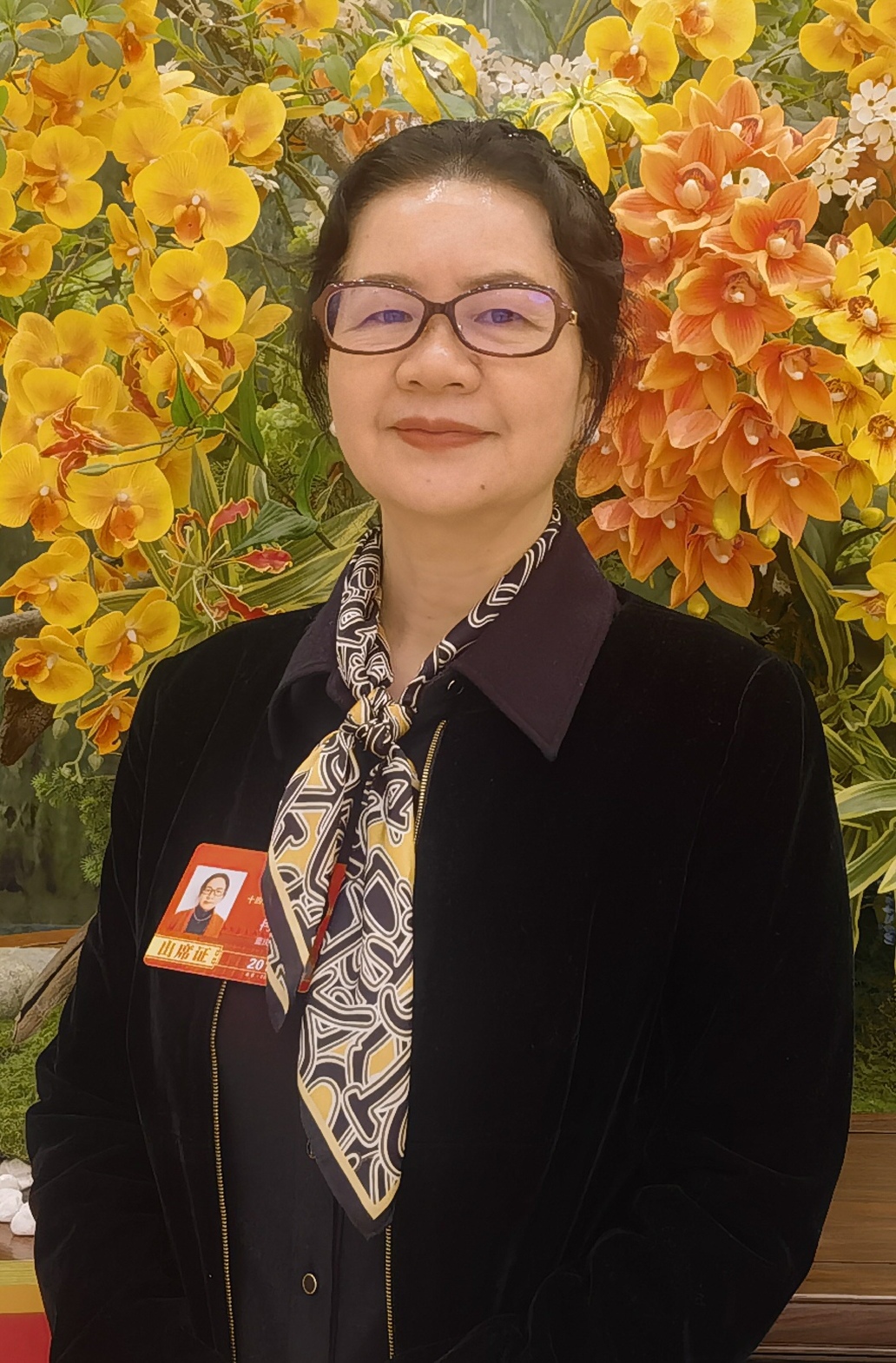 全国人大代表冉冉：情绪经济野蛮生长应建立行业负面清单将情绪管理纳入国民教育(图1)