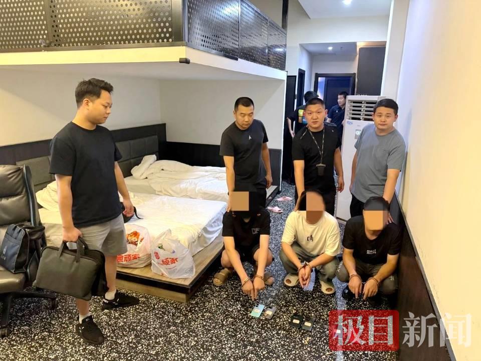 9cb21455aa36f1d6aabec86f4eed5a70.jpg 9cb21455aa36f1d6aabec86f4eed5a70.jpg