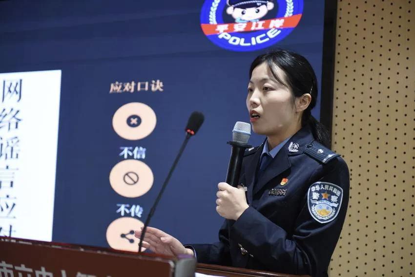 bbf74cd3bd6ee56f8897d3a50f67fc8.png bbf74cd3bd6ee56f8897d3a50f67fc8.png