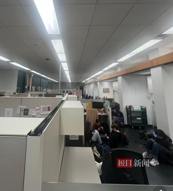 中国留学生亲历美国校园枪击案,惊魂5小时,警察守护带来安全感