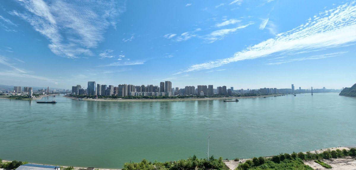 宜昌滨江风景.jpg