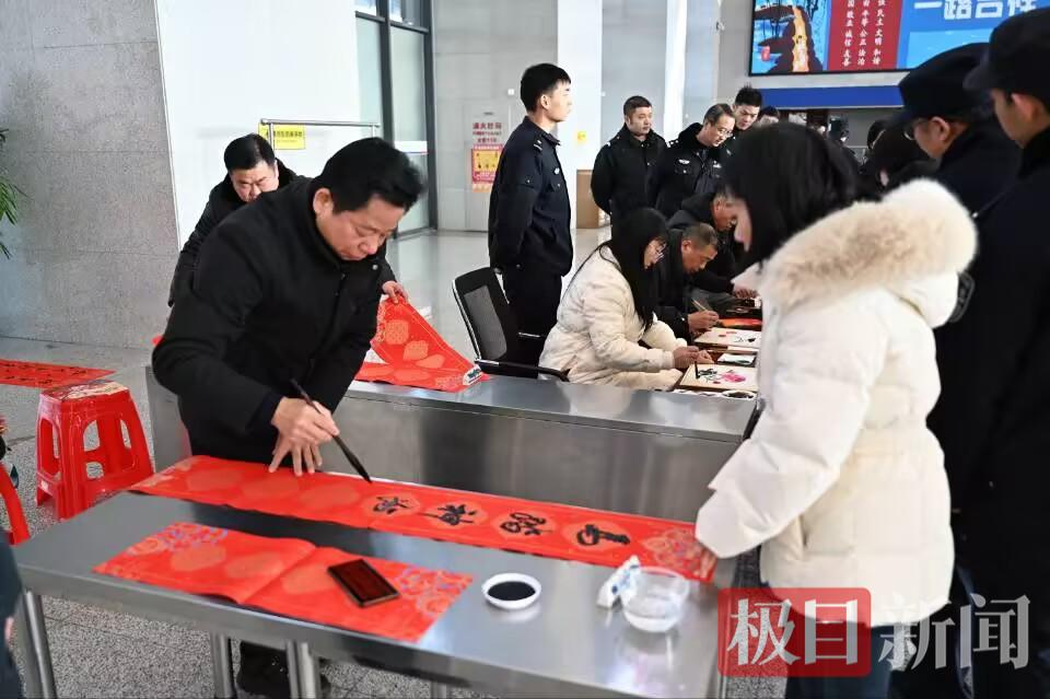 E901D3F63F9A86190507641A29890ABC.jpg E901D3F63F9A86190507641A29890ABC.jpg