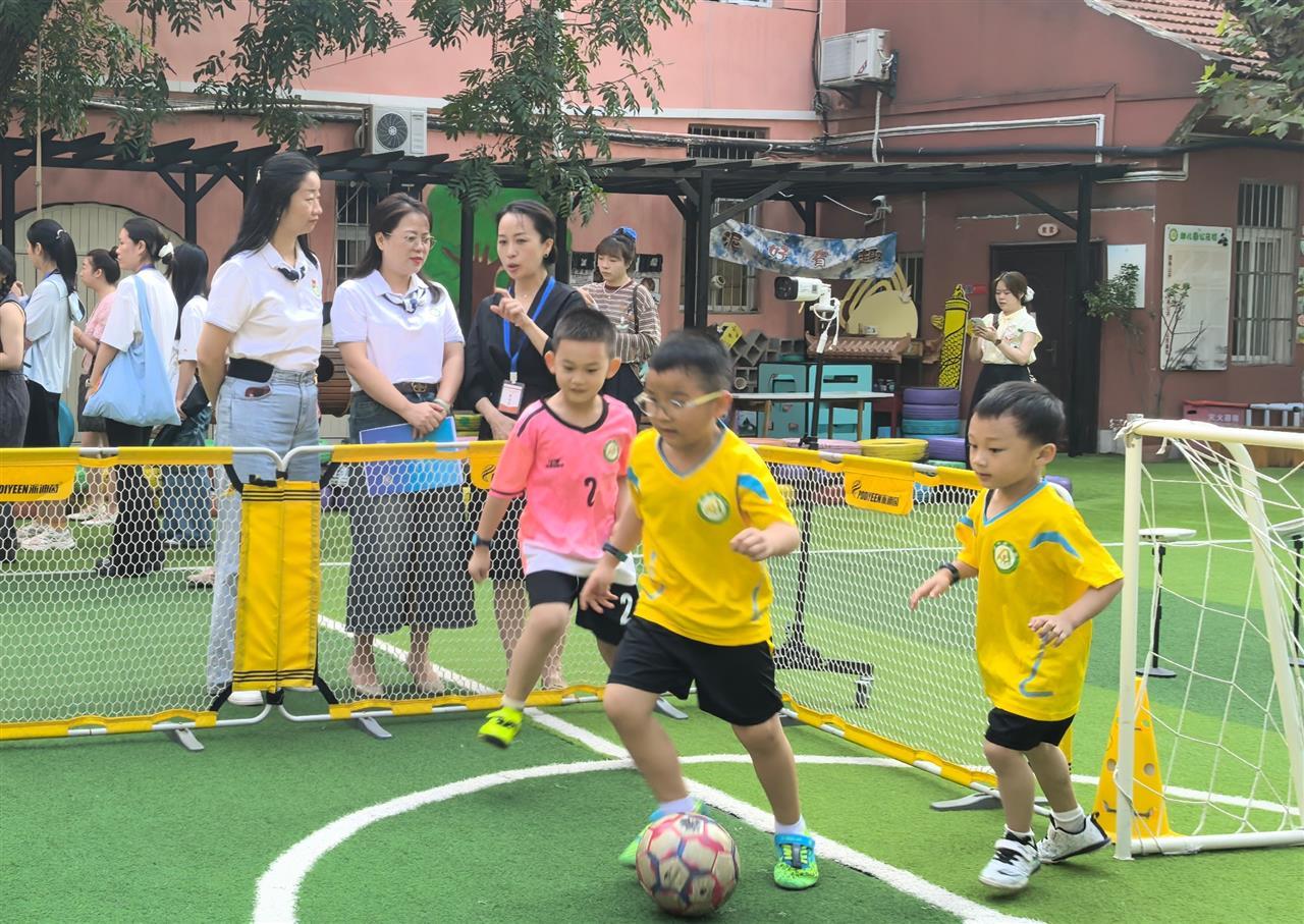 e9688557d6a19d57a06adabde384f34e.jpg e9688557d6a19d57a06adabde384f34e.jpg