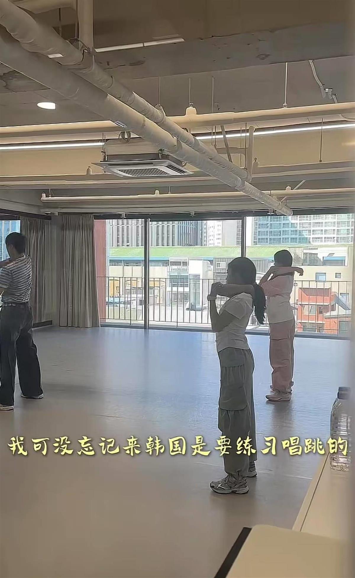 796a75fc6fe4a67aa95ce3c9ffd3d78.jpg 796a75fc6fe4a67aa95ce3c9ffd3d78.jpg